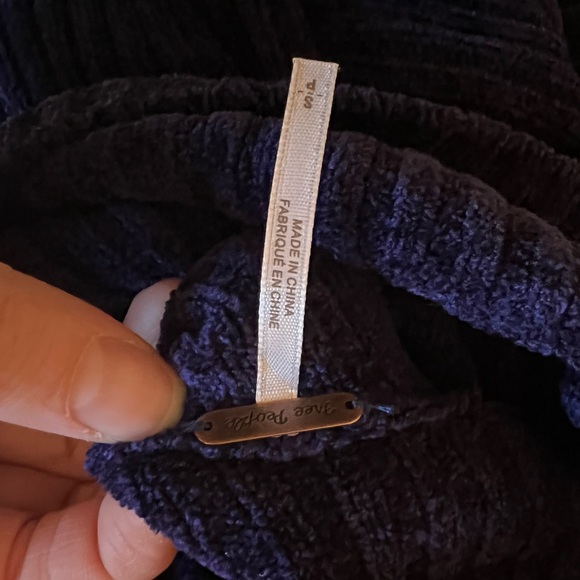 Free People Navy Chenille Cutout Back Sweater Dress Women's Size S Turtle Neck - Picture 5 of 6